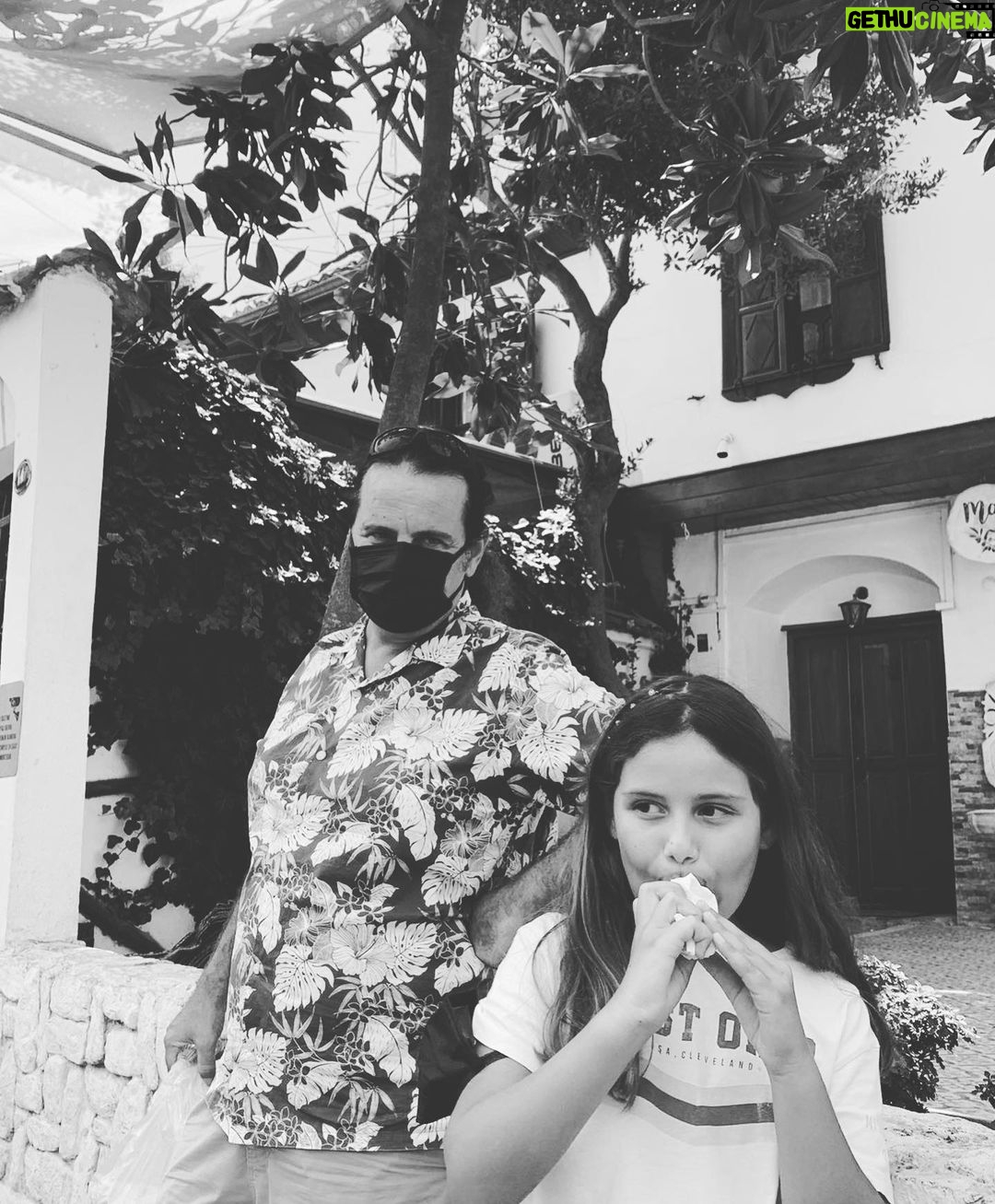Hilal Saral Instagram - #şirince#aile#tatil#bodrum#selçuk#meryemanamanastırı @semaisiksaral @yaseminsaral hakansaral @adadenizsaral
