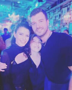 Hilal Saral Instagram - Yıldızlardan gelen iki ışık 💜💜 🧿🧿 @berenn_saat @kivanctatlitug