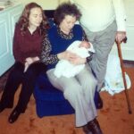 Hillary Clinton Instagram - With Mom, Dad, and a very tiny Chelsea. #tbt