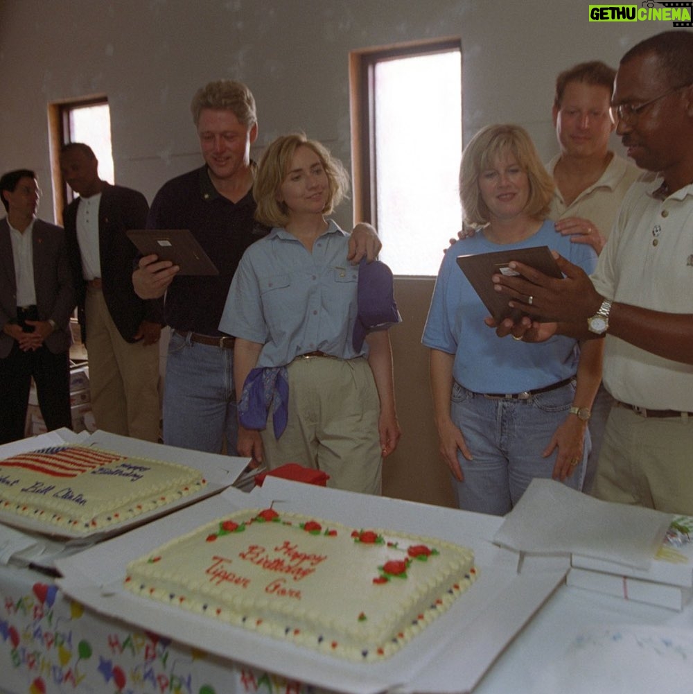 Hillary Clinton Instagram - Happy birthday, dear Bill (and Tipper)! Photo: U.S. National Archives