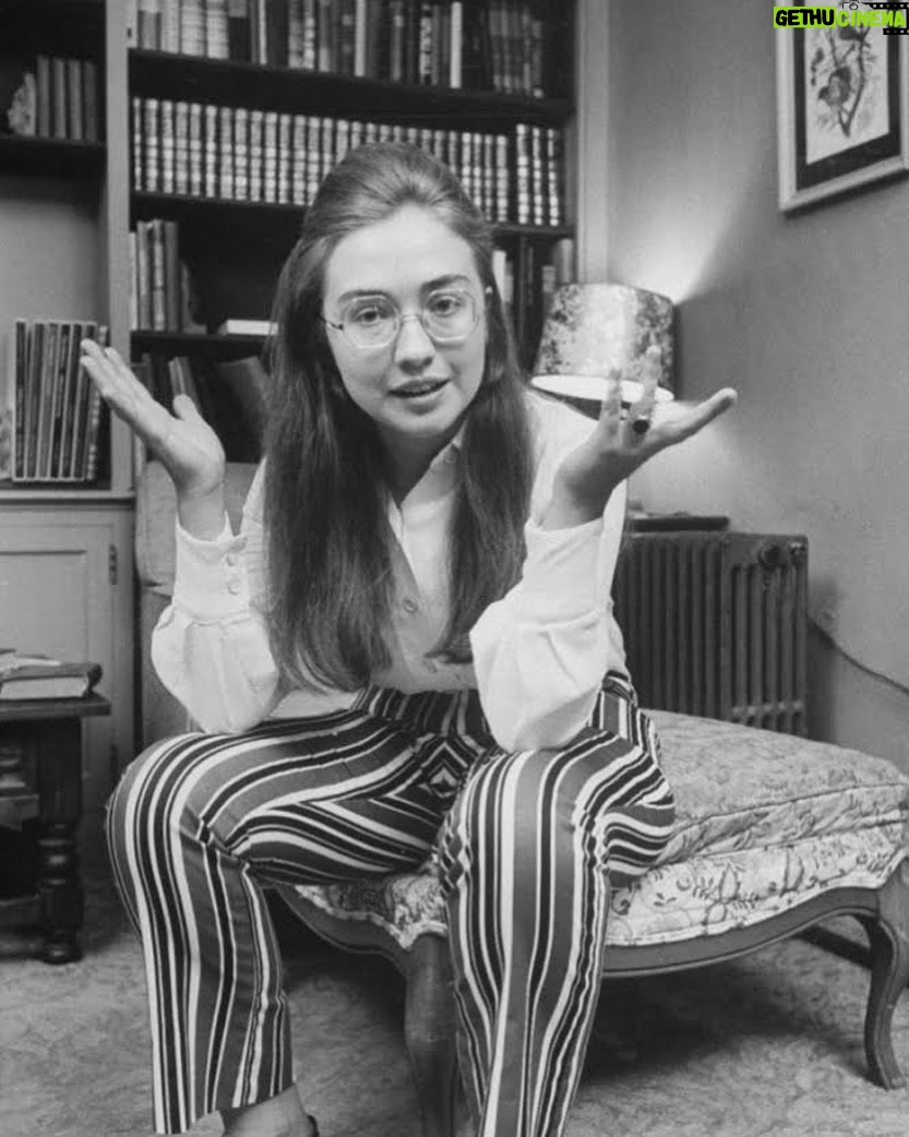 Hillary Clinton Instagram - 🤷♀️ #tbt Photo: Getty Images