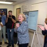Hillary Clinton Instagram - So grateful today to be with @FoundationForRecovery, an incredible partner with @ClintonGlobal and @DirectRelief in getting 20,000 doses of naloxone into the community in Nevada. Thanks, Las Vegas, for the warm welcome—it’s always wonderful to be here!