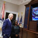 Hillary Clinton Instagram - Over two years, the Biden administration and Democratic-led Senate have confirmed 97 lifetime federal judges who strengthen our courts with their personal and professional experience. Of those judges:⁣ ⁣ ☑️ Three-fourths are women⁣ ☑️ Nearly 1/2 are women of color⁣ ☑️ More than 2/3 are people of color⁣ ☑️ More than 1/4 have public defender experience⁣ ☑️ Nearly 1/5 have experience as civil rights lawyers⁣ ⁣ Find the full @civilrightsorg report at their profile.⁣ ⁣ Photo: Getty