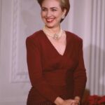 Hillary Clinton Instagram - Getting festive, 1993. #tbt ⁣ ⁣ Photo: Getty