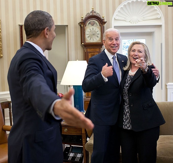 Hillary Clinton Instagram - Happy birthday, @joebiden!⁣ ⁣ Photo: @PeteSouza