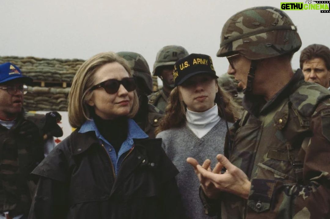 Hillary Clinton Instagram - To our veterans: You have the thanks of a grateful nation. We so appreciate all that you—and your families—do to serve your country. Photo: Jill Dougherty, Getty