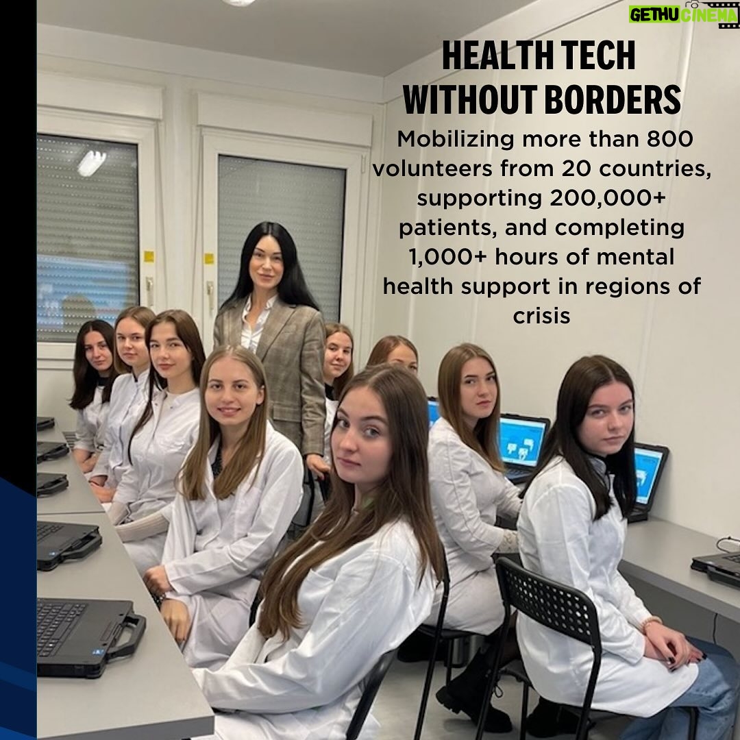 Hillary Clinton Instagram - ๐บ๐ฆMembers of our community addressing the humanitarian crisis in Ukraine: โ @aiforgood โ @zaporuka โ @hainternational_ โ @commonmanforukraine โ @healthtechwb โ @worldjewishrelief โ @sunflowernetwork.io โ @mindbodymed