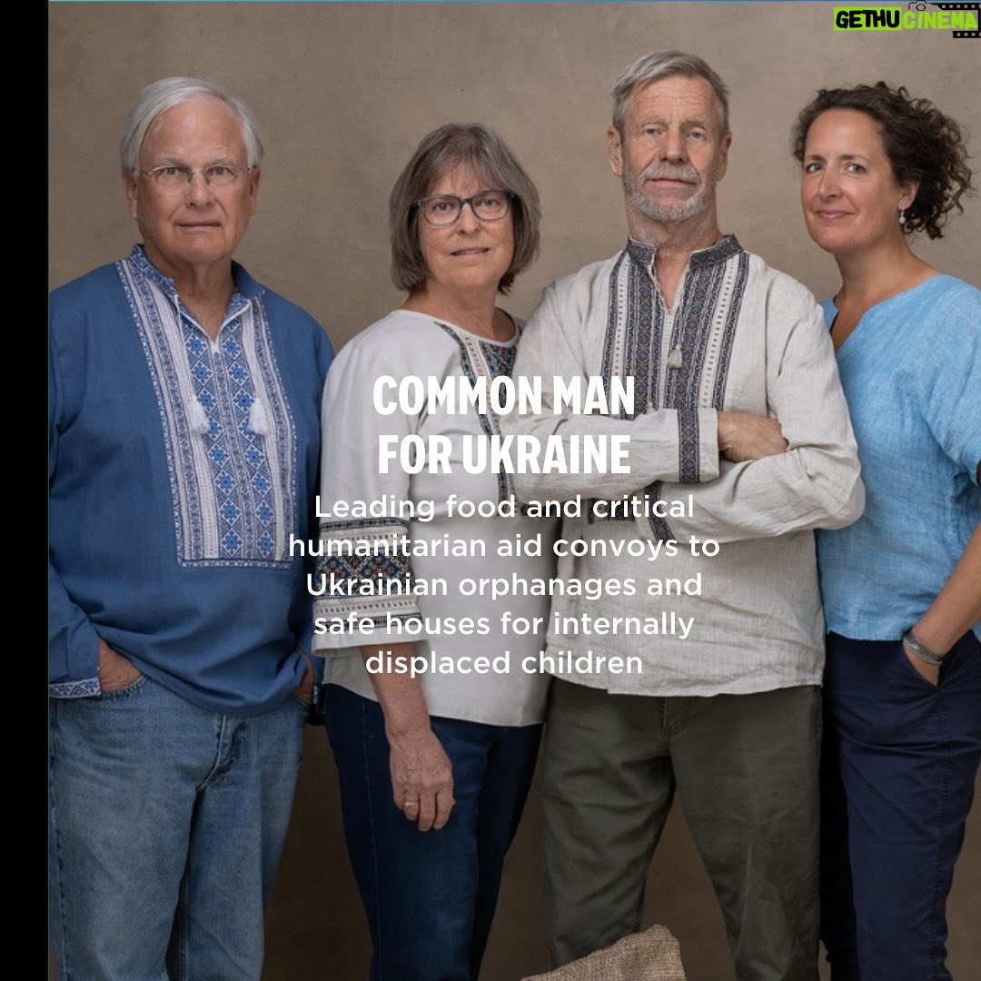 Hillary Clinton Instagram - ๐บ๐ฆMembers of our community addressing the humanitarian crisis in Ukraine: โ @aiforgood โ @zaporuka โ @hainternational_ โ @commonmanforukraine โ @healthtechwb โ @worldjewishrelief โ @sunflowernetwork.io โ @mindbodymed