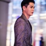 Him Law Instagram - 真係想下次跟三個寶貝行紅地毯! 影返一張全家福! 👨‍👩‍👧‍👦🌟📸📸 @tavia_yeung #唯有搵洪永城頂住先啦 @guruhung 😎 @shanghaitang #shanghaitang #上海滩 #makelifeaparty #將人生變成一場盛宴
