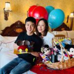Him Law Instagram - . 一家幾口度過一個簡單而溫馨嘅週末，祝自己同老婆生日快樂🎂🎂 @tavia_yeung 寶貝，爸媽帶你去樂園玩，長大後 ，就到你帶爸媽去環遊世界❤️ #簡單幸福 #HKDisneyland #Birthdaycation #TravelwithoutTravel #FollowYourDreams #CastleofMagicalDreams