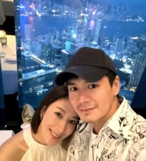 Him Law Instagram - 我同老婆放低小朋友一陣，慶祝我倆嘅週年紀念！ @tavia_yeung ❤️

#七週年快樂
#同樣地點同樣人物同樣的心
#❤️