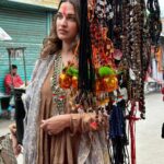 Himanshi Khurana Instagram – Jaganath puri with maa
Chaar dham yatra…… Jagannath Dham Puri