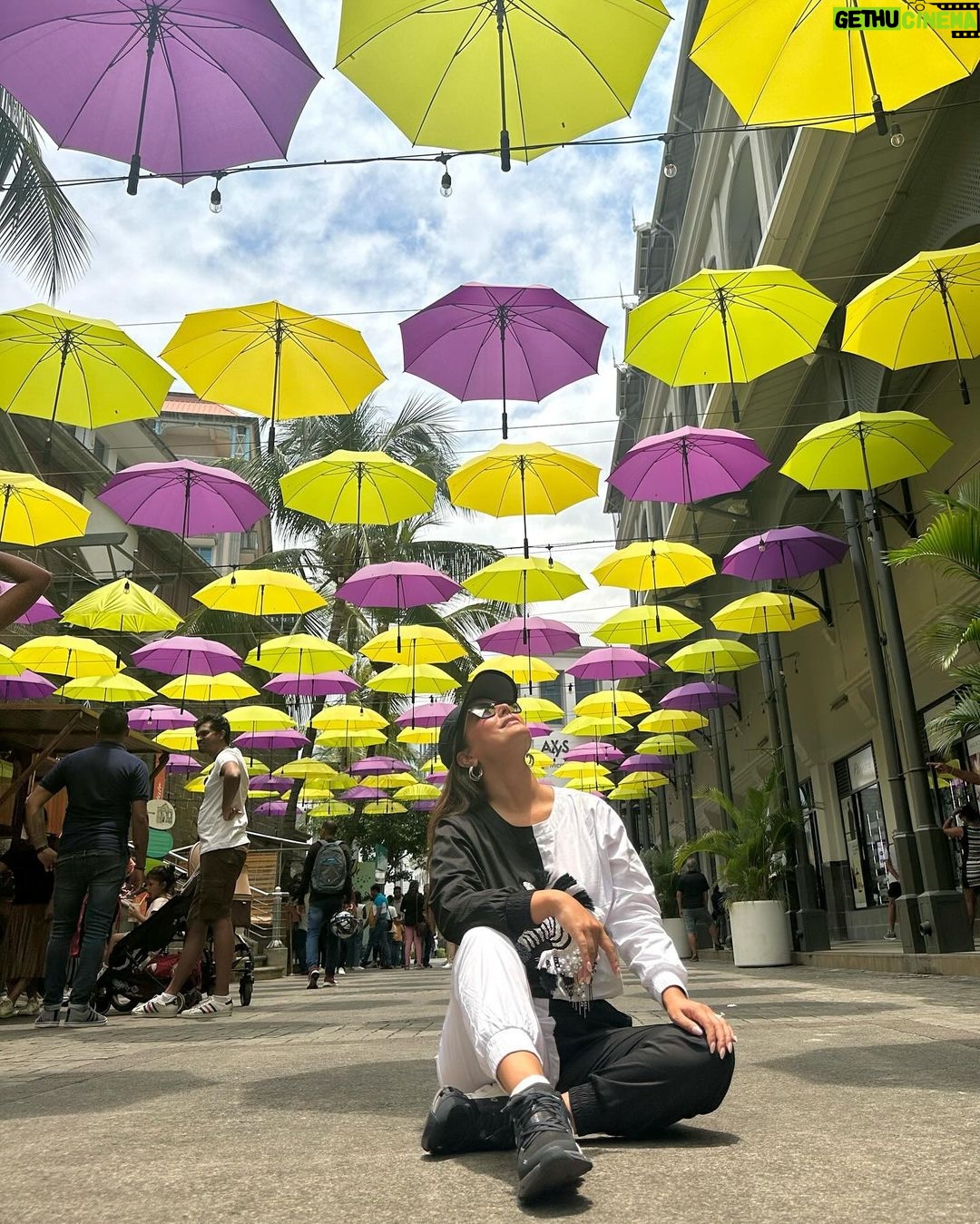 Hina Khan Instagram - Life is better under colourful umbrellas at Port Louis @mauritius.tourism . . . . . . #mauritius #fun #memories #MauritiusNow #FeelOurIslandEnergy #mauritiustourism Port Louis Town, Port Louis, Mauritius
