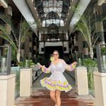 Hina Khan Instagram - All things modern, chique and exquisite.. . . . . . . @luxgrandbaie @mauritius.tourism LUX* Grand Baie