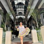 Hina Khan Instagram - All things modern, chique and exquisite.. . . . . . . @luxgrandbaie @mauritius.tourism LUX* Grand Baie