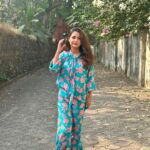 Hina Khan Instagram - Yad Lagla Ga Yad Lagla Ga Rangla Tujhyat Yad Lagla Ga.. 🩵