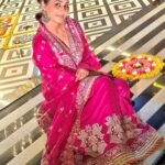 Hina Khan Instagram - Diwali 2023 ✨ @gopivaiddesigns