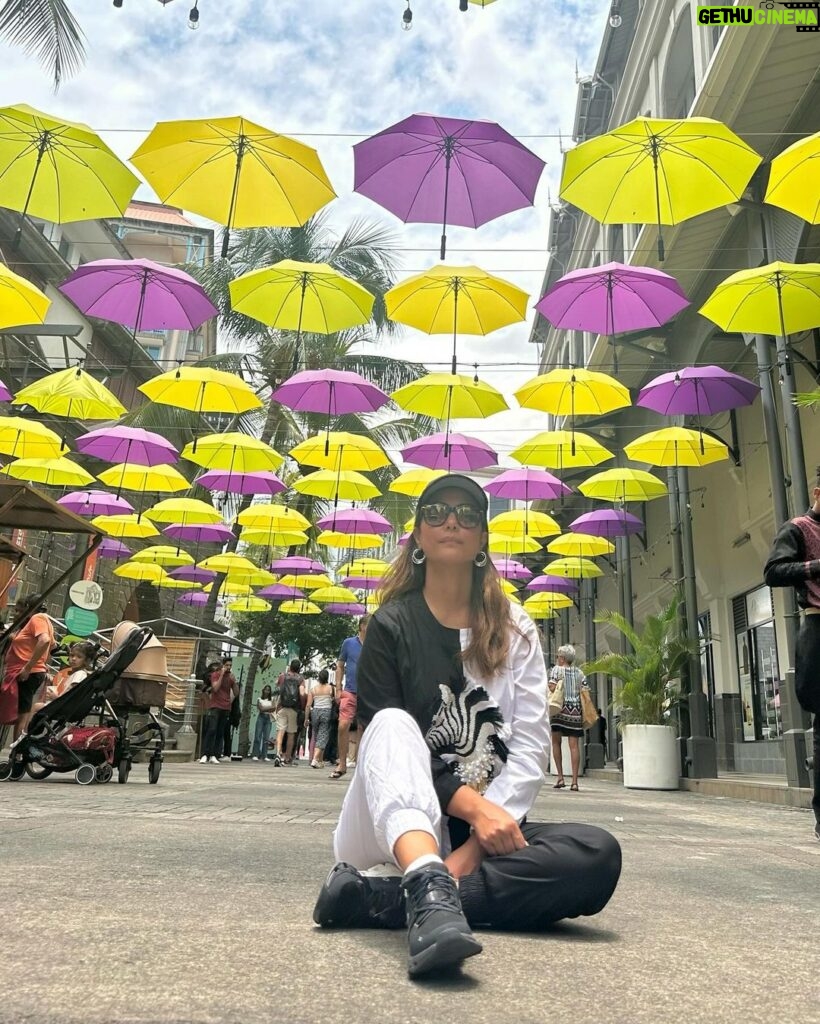 Hina Khan Instagram - Life is better under colourful umbrellas at Port Louis @mauritius.tourism . . . . . . #mauritius #fun #memories #MauritiusNow #FeelOurIslandEnergy #mauritiustourism Port Louis Town, Port Louis, Mauritius