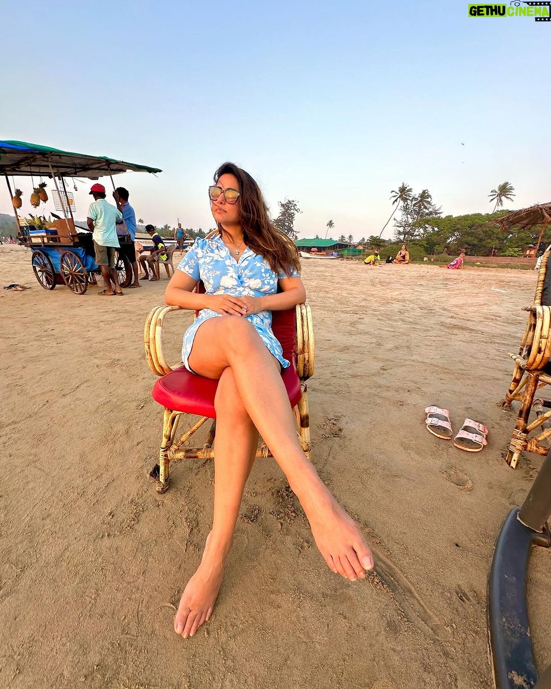 Hina Khan Instagram - Goa waale beach pe..🏖️