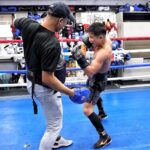 Hiroto Kyoguchi Instagram - . . . hard work coach @mutsu6241 📷 @chikakonome @boxingmobile #京口紘人 #hirotokyoguchi #boxing