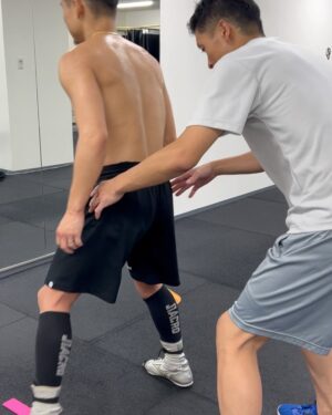 Hiroto Kyoguchi Instagram - .
.
.

hard work🔥

@v1.nobu 
@teranaka_special_forces

#京口紘人 #hirotokyoguchi #boxing
