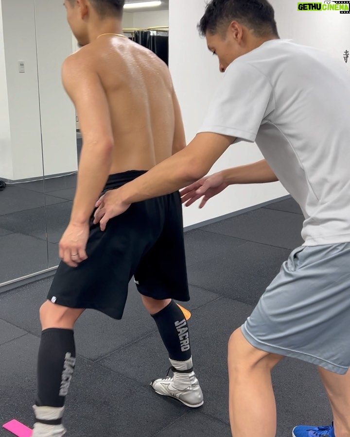 Hiroto Kyoguchi - 3.3K Likes - .
.
.
hard work🔥
@v1.nobu
@teranaka_special_forces
#京口紘人 #hirotokyoguchi #boxing