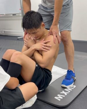 Hiroto Kyoguchi Instagram - .
.
.

hard work🔥

@v1.nobu 
@teranaka_special_forces

#京口紘人 #hirotokyoguchi #boxing