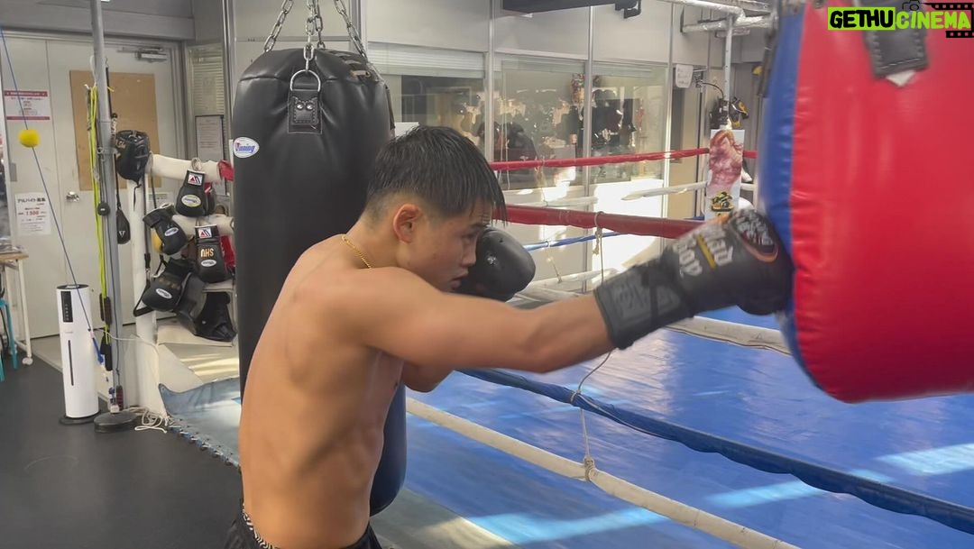 Hiroto Kyoguchi - 2.6K Likes - .
.
.
southpaw style🔥
#hirotokyoguchi #boxing #training