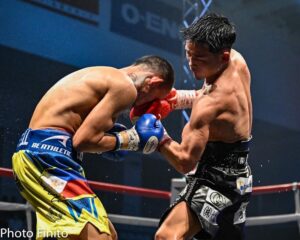 Hiroto Kyoguchi Instagram - .
.
.

🥷✖️🥊

photo of the match

📷 @finito22 

#京口紘人 #hirotokyoguchi #boxing