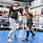 Hiroto Kyoguchi Instagram - . . . hard work coach @mutsu6241 📷 @chikakonome @boxingmobile #京口紘人 #hirotokyoguchi #boxing