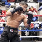 Hiroto Kyoguchi Instagram - . . . hard work coach @mutsu6241 📷 @chikakonome @boxingmobile #京口紘人 #hirotokyoguchi #boxing