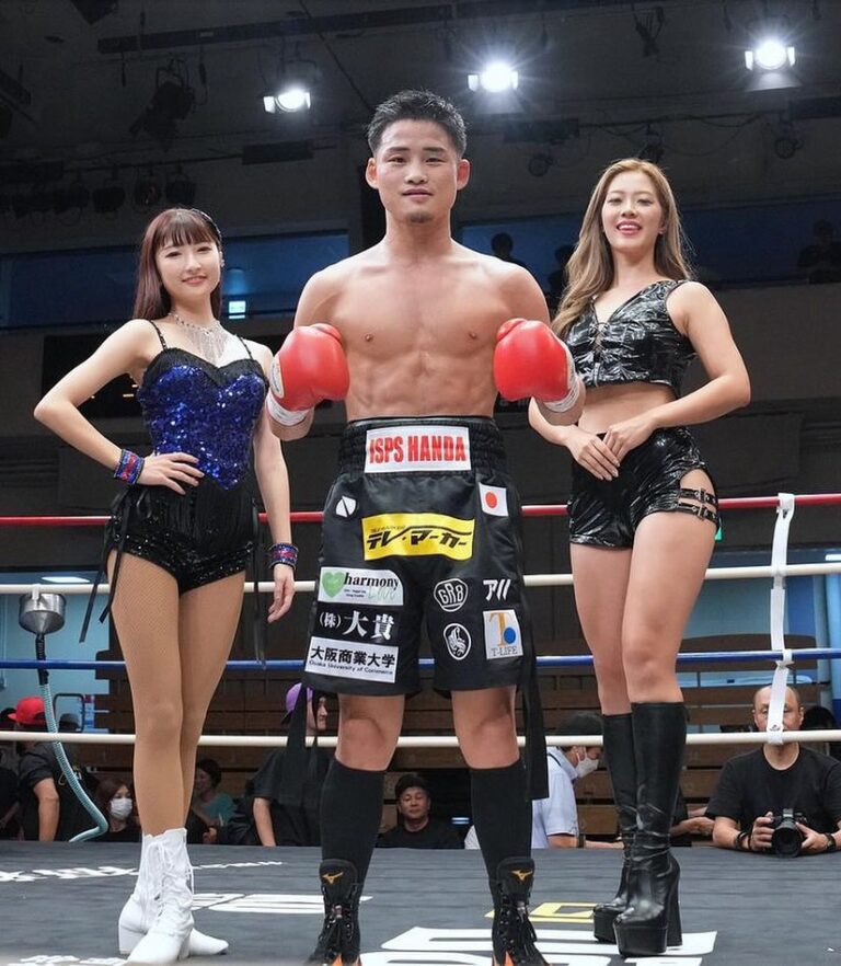 Hiroto Kyoguchi Instagram - . . . 今年一年もありがとうございました！ 来年は世界チャンピオンになります！ 応援よろしくお願いします！ 皆様良いお年を！ #hirotokyoguchi #boxing
