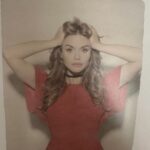 Holland Roden Instagram - Photo title: Handmade Botox So incredibly grateful for our @teenwolf family #nyccomiccon Teen Wolf: The Movie hits @paramountplus Jan 26th!! AND THANK YOU!!!! For all the BIRTHDAY WISHES!!🎉 💄 @danielleestorino @betsyelisaagency That cookie was so F-ing good. New York, New York