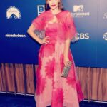 Holland Roden Instagram - 💫@paramountplus Emmys party 🎉 📸 @justjared 💃 @moniquelhuillier @jimmychoo @candyicejewelry 💇‍♀️ @jessiestellarhair 🫶🏻@karenraphael