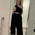 Holland Roden Instagram - I play a teenager on @teenwolf and the movie picks up 15 years later to play a woman in my mid 30s. I wanted to make sure I was dressed age appropriately for both decades on the @teenwolf press day. @teenwolf premieres JAN 26th on @paramountplus and the TEEN WOLF POSCAST IS IN THE LINK IN MY BIO❤️ With @jeffdavis1375 on this week!! @howlerbacknowpodcast This dream team always takes care of me and I’m so grateful for them @karenraphael @robertti @jessiestellarhair Outfit: @lbv.ofcl Shoes: @paulandrew Earrings and ring: @lilouparis.us Ring: @mara.paris