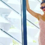 Holland Roden Instagram - Miami Holland has emerged and @moxysouthbeach is responsible 💋🙌 Thank you for showing us such lovely hospitality. If you’re in South Beach!! Check out this adorable hotel with a 🍭 Candy de Tienda 🏊‍♀️ Rooftop pool 🥂 Daily complimentary bubbly Moxy South Beach