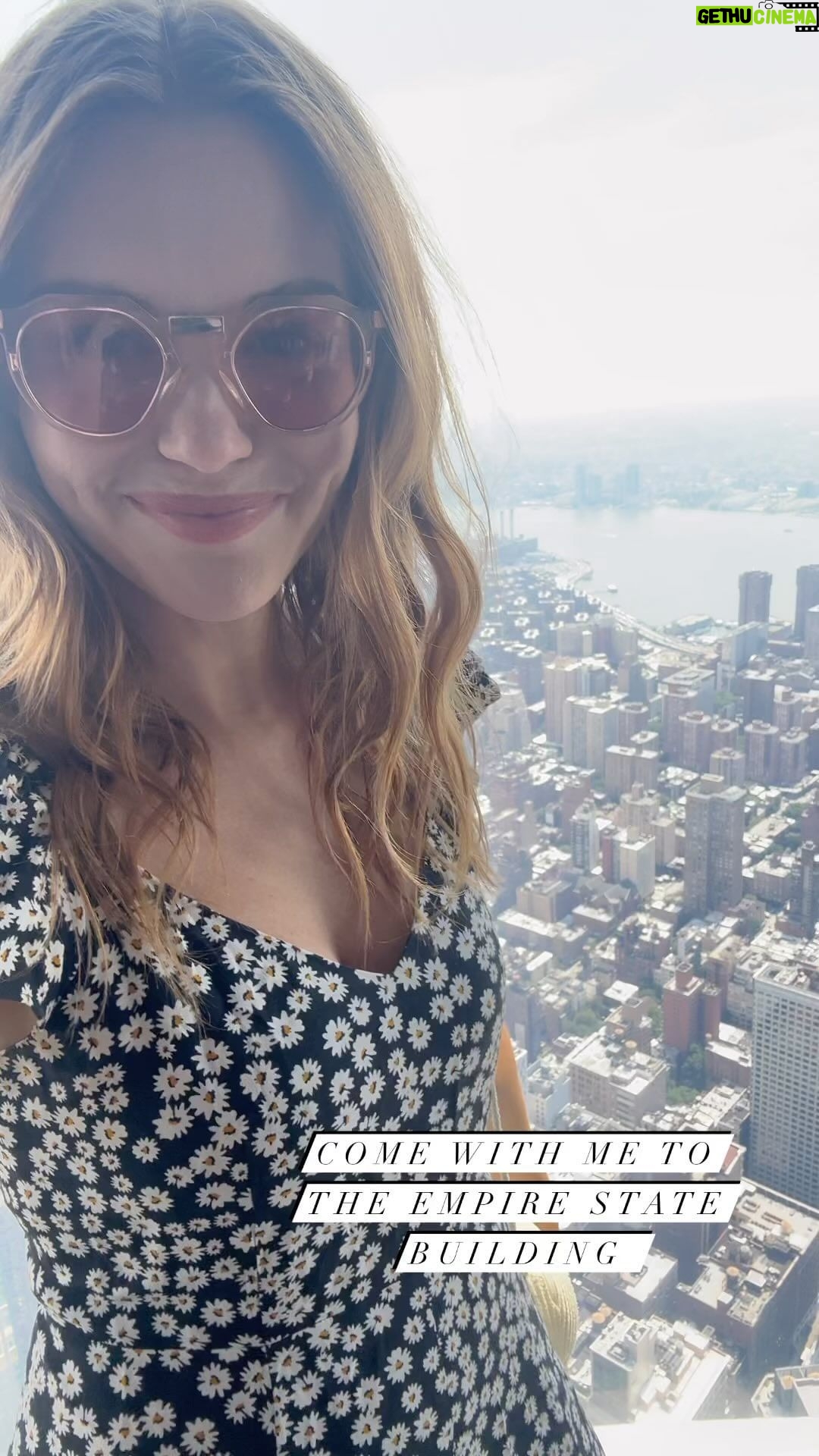 Holland Roden Instagram - Come with me to the Empire State Building! 🗽🪳 Mother May I comes out July 21st on VOD, Apple TV, and select theaters @darkskyfilms #mothermayi @laurencevannicelli This is my first film that I produced. I was a producer before I was an actor on this project. We are really proud of it. It’s been two years in the making and TRULY independent cinema is already a dying breed which is what this film is. We all believe in the theme of what this story reflects in the world and shines light on mother son relationships. I was honored to be brought on as a producer at the inception of this script before casting commenced. With that being said, to stand in solidarity with my fellow actors, I will no longer be posting about this film for the time being. We really hope you check it out July 21st.