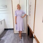 Holly Willoughby Instagram - Morning Thursday!!! See you on the @thismorning sofa at 10am… @richardbranson joins us today… #hwstyle💁🏼‍♀️✨ dress by @finerylondon 💗