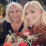 Holly Willoughby Instagram - Happy Mother’s Day beautiful Mumma… Always there for us in every way… Couldn’t be more blessed… Love you 💗💘🎀🌸