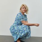 Holly Willoughby Instagram - How gorgeous is this print? Dresses like this are my favorite this time of year, dressed up or dressed down they are an absolute spring staple!… x @marksandspencer @marksandspencerstyle #MyMarks #AD Dress – T691638