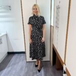 Holly Willoughby Instagram - Morning Wednesday… join me and the glorious @josiegibson85 on the @thismorning sofa at 10am… we have 3 classic @bbuk housemates on the show today, @shirleyballas with her new novel and Caitlyn Jenner chats about her new documentary. #hwstyle💁🏼‍♀️✨ dress by @frenchconnection ❤️