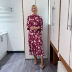 Holly Willoughby Instagram - Morning Tuesday… @iamginodacampo is back! And our menopause bus gets on the road… see you on @thismorning at 10am ✨… #hwstyle💁🏼‍♀️✨ dress by @ghostfashion 🌸