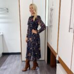 Holly Willoughby Instagram - Morning Thursday… talking boots with @louiseroe on @thismorning today… see you at 10am #hwstyle💁🏼‍♀️✨ dress and boots by @lkbennettlondon 🍁 This Morning