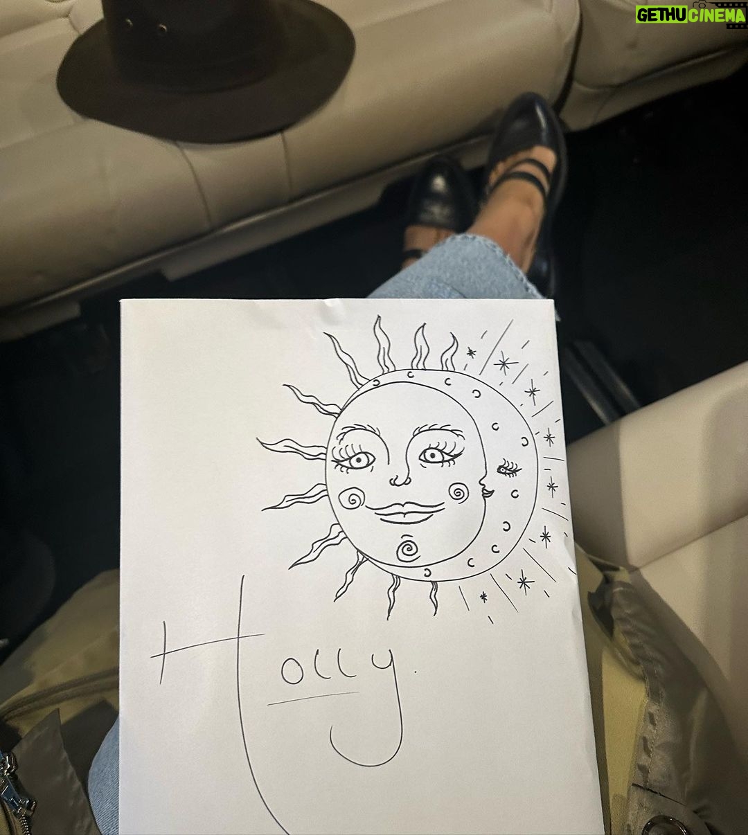 Holly Willoughby Instagram - Oooo my favourite script-art yet!!!! Thank you @thismorning ⭐️🌝🌛✨