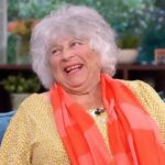 Holly Willoughby Instagram - We definitely crossed the final barrier… 💨😂 Star of the show 🌟 #miriammargoyles @josiegibson85 @thismorning