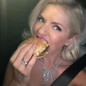 Holly Willoughby Instagram - Say (quarter pounder with) CHEESE 📸 😁