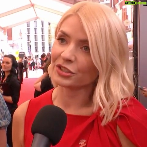 Holly Willoughby Instagram - This October, you can join #TheBrilliantBreakfast and raise funds for @PrincesTrust! I did this last year and had the best time… 🍳 🥓 🥐 ☕️ From a croissant with colleagues to a poached egg extravaganza with friends, get involved by holding a Brilliant Breakfast between the 9th and 15th October whilst raising funds to empower young women with the skills to live, learn and earn. Through #TheBrilliantBreakfast, we can make a big difference and support disadvantaged young women… thank you for your help 🩷