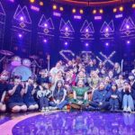 Hong Ji-hee Instagram - SIX THE MUSICAL 끝! 💛💚🤍❤️🩷💙👑 사진에 태그 다 할려고 했는데; 게시물당 20명만 할 수 있대요🥹 못한 사람들은 여기에다가!! @dadaeuun @sam__dr @jidu_p @jun9soo @hbyul 분장팀 아이디를 몰라.. 이거 보고 있다면 디엠 좀 보내줄래 얘드라 and~~ thanx to @alwaysasj @freyasands @voyager_grosso 💋 우린 목소리를 되찾았어! We have a voice!!