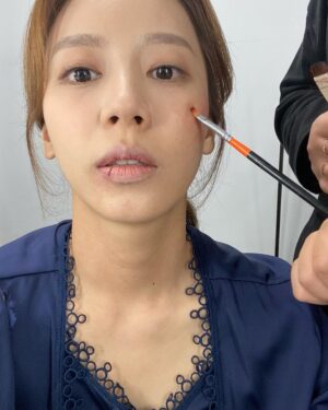 Hong Ji-hee Instagram - 세로사진 모음
마지막 사진 조금 무서움 주의

#빅마우스