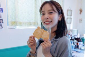 Hong Ji-hee Instagram - 넘치게 받은 사랑 잘 베풀면서 단단하고 다정하게 잘 살아야겠습니다
고마워요